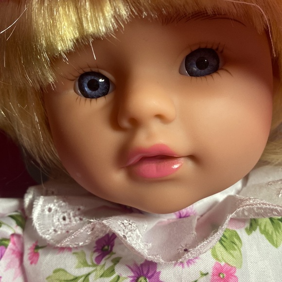 KIDS STUFF ISABELLA DOLL REALISTIC DOLL 20 INCH NEW - Picture 6 of 10